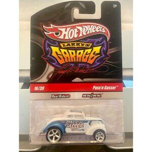 Hot Wheels Larrys Garage PassN Gasser 16/39 Real Riders Metal/Metal 2009 Mattel